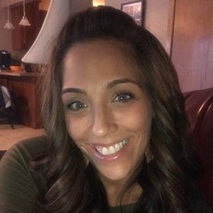 Meet your Posher, Vanessa